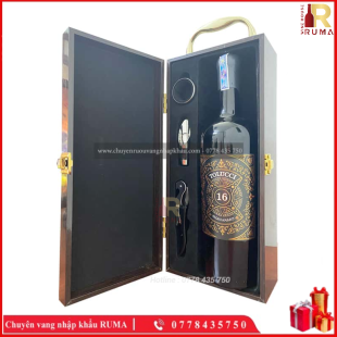 Set quà tặng 1 chai vang Ý Tolucci 16 - Hộp sơn mài